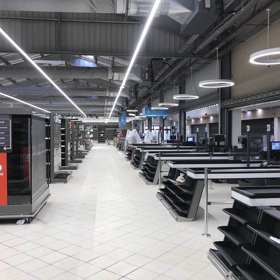 Centre_commercial_eperon3